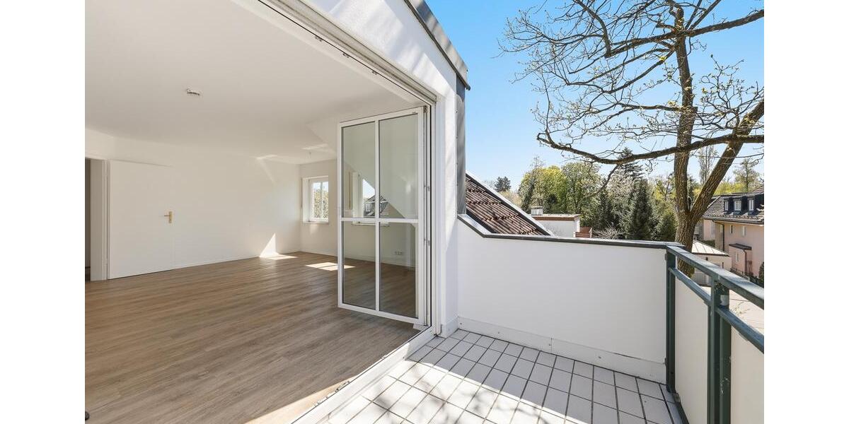 Dachgeschoßwohnung München Trudering-Riem - 3 Zimmer, 88 m&sup2;, 1.650&euro; | Angebot:26365750