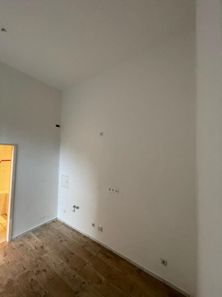Köln-Lindenthal ruhige 2 Zimmer Wohnung mit Gartennutzung und Pfl