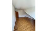 Dachgeschoßwohnung Knittlingen - 3 Zimmer, 96 m&sup2;, 850&euro; | Angebot:26073135