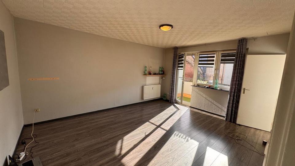 2-Zimmer-Wohnung in der Innenstadt von Kaiserslautern zimmer