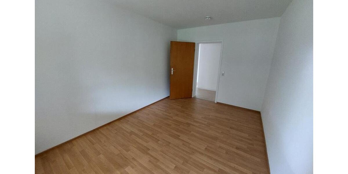 Etagenwohnung Waldshut-Tiengen Tiengen - 4 Zimmer, 103 m&sup2;, 950&euro; | Angebot:26695127