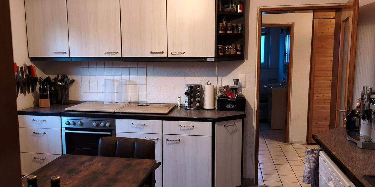 Etagenwohnung Baiersdorf Igelsdorf - 3 Zimmer, 100 m&sup2;, 690&euro; | Angebot:23824400