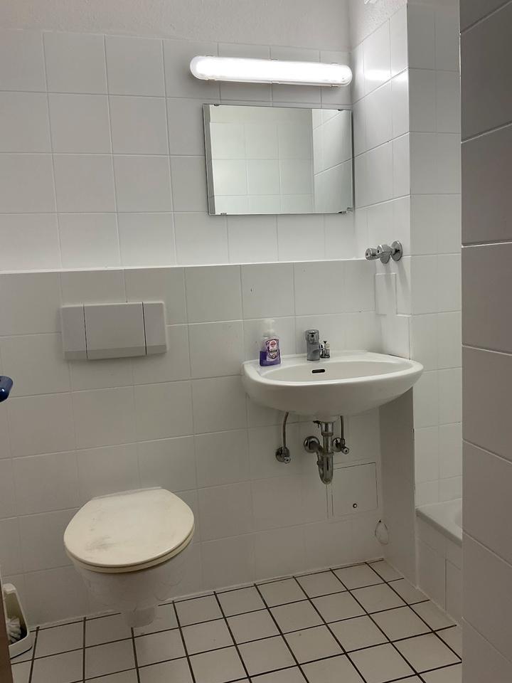 Möbliertes Studentenapartment- Only for Students zimmer