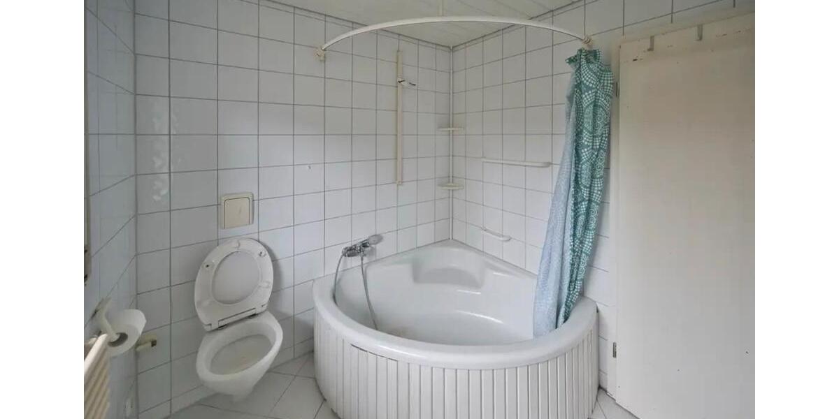 Doppelhaushälfte Starnberg - 7 Zimmer, 200 m&sup2;, 3.299&euro; | Angebot:25675542