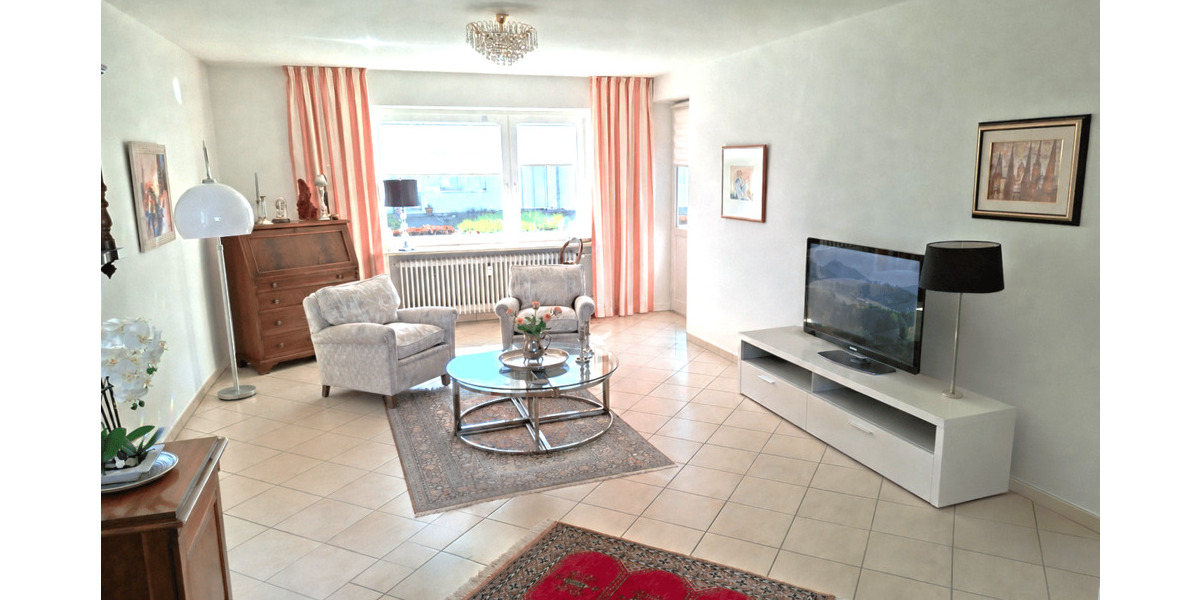 Etagenwohnung Scharbeutz - 3 Zimmer, 102 m&sup2;, 1.300&euro; | Angebot:26541151
