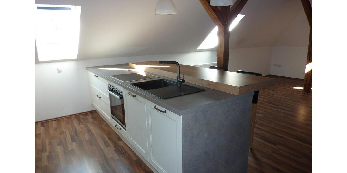 Dachgeschoßwohnung Menslage - 3 Zimmer, 100 m&sup2;, 700&euro; | Angebot:24308566