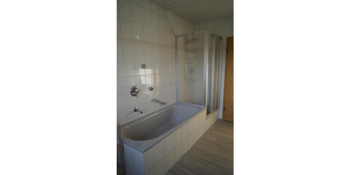 Wohnen auf Zeit Liebenau - 3 Zimmer, 100 m&sup2;, 35&euro; | Angebot:25804829