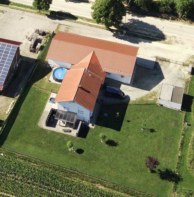 Einmaliges Objekt - Wohnhaus mit neuwertiger Gewerbehalle