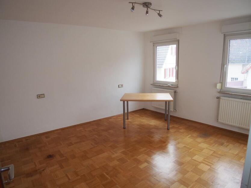schöne WG-Zimmer in Rottenburg, nur 7 km zur Hochschule !