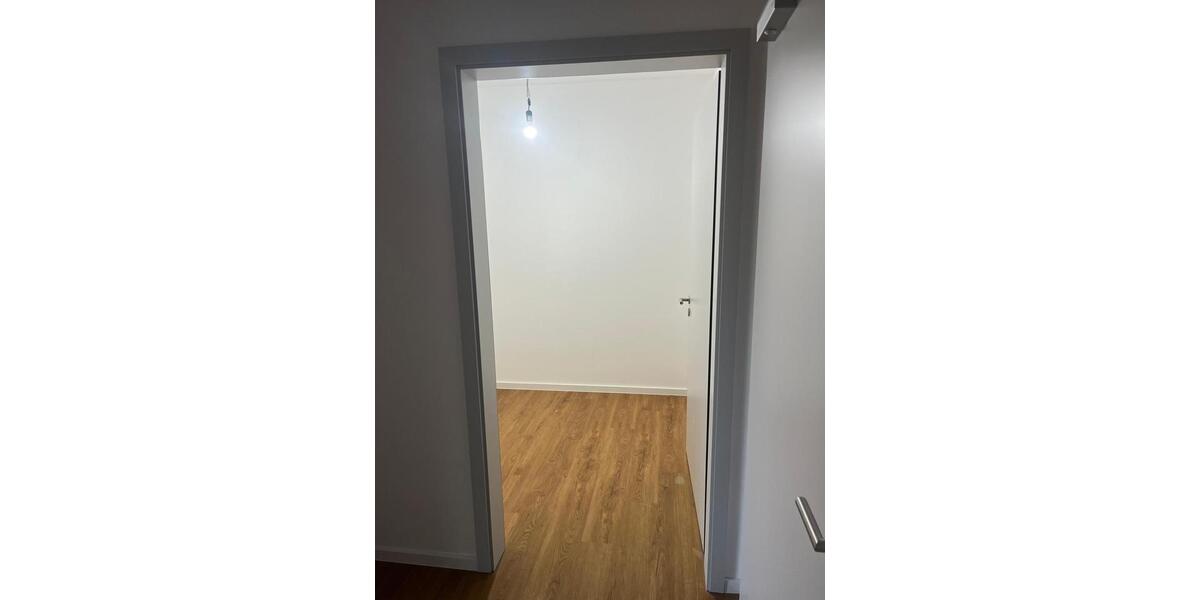 Etagenwohnung Schwalmstadt - 3 Zimmer, 81 m&sup2;, 1.025&euro; | Angebot:24488853