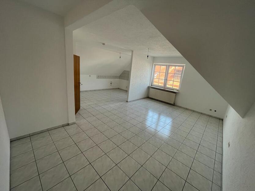 Schöne helle 2-Zimmer in Birkenau-Reisen ab 01.08 zu vermieten