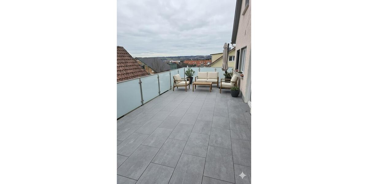 Etagenwohnung Weingarten - 3 Zimmer, 80 m&sup2;, 1.450&euro; | Angebot:25236124