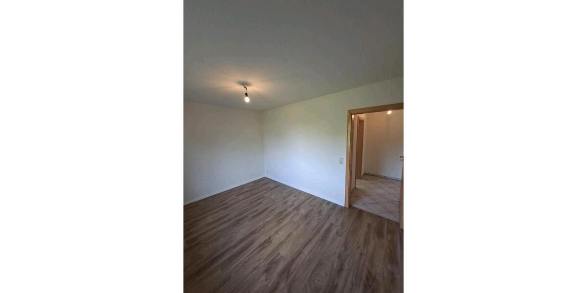 Einfamilienhaus Lunden - 4 Zimmer, 134 m&sup2;, 1.250&euro; | Angebot:26702893