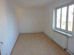 Etagenwohnung Lützen Zorbau - 3 Zimmer, 77 m&sup2;, 400&euro; | Angebot:25797846