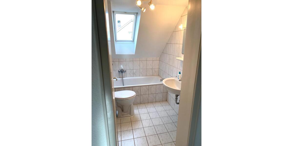 Dachgeschoßwohnung Altenkunstadt - 2 Zimmer, 50 m&sup2;, 420&euro; | Angebot:26538664
