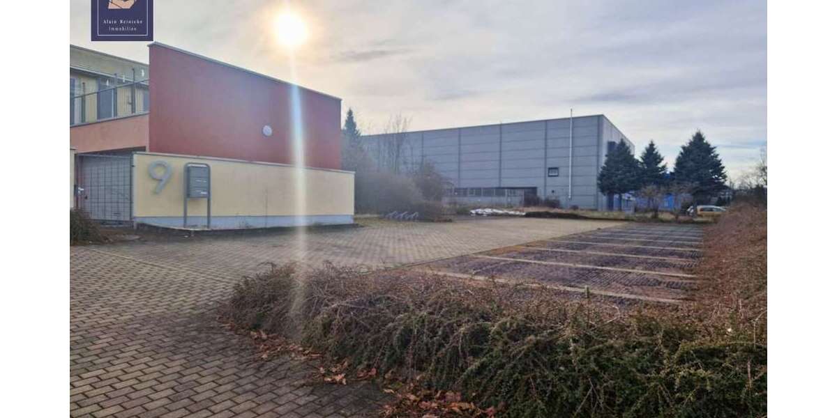 Firmenkomplex mit Garage und Einliegerwohnung 22 zimmer