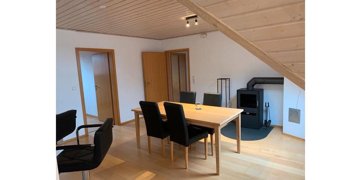 Dachgeschoßwohnung Linnich - 4 Zimmer, 123 m&sup2;, 1.450&euro; | Angebot:26697906