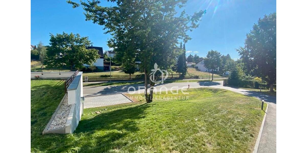 ***Südbalkon und Einbauküche*** 3 zimmer