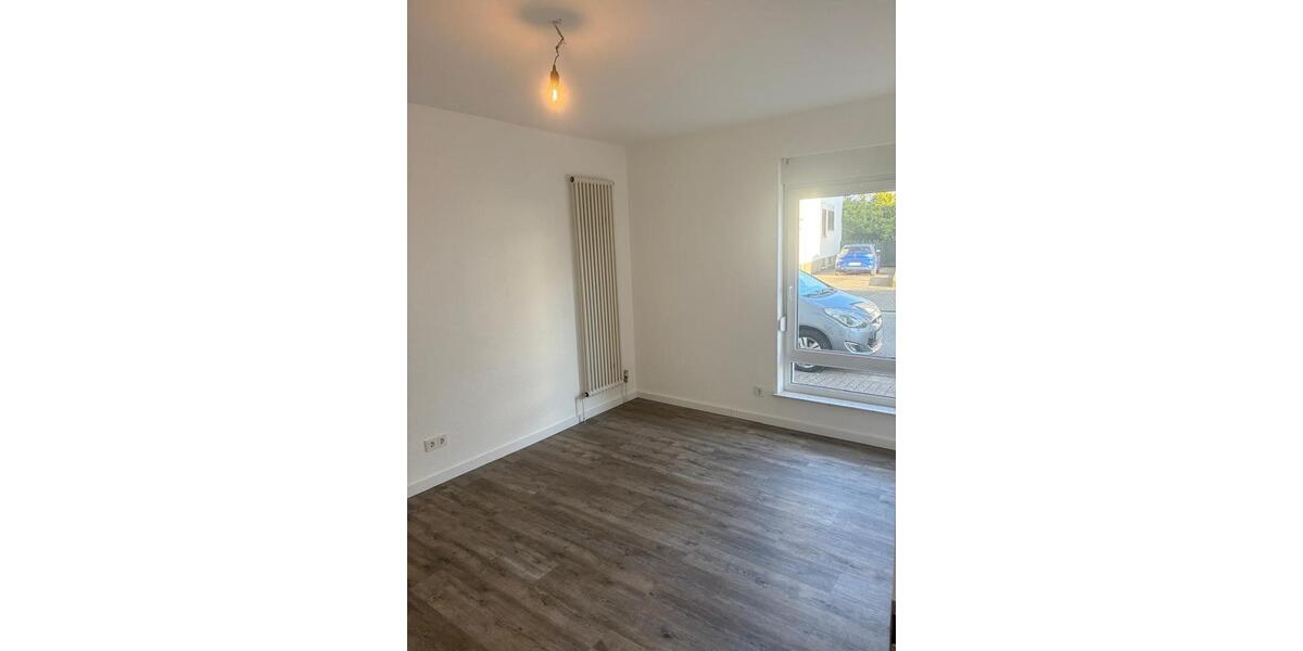 Erdgeschoßwohnung Saarlouis - 2 Zimmer, 85 m&sup2;, 850&euro; | Angebot:26496438