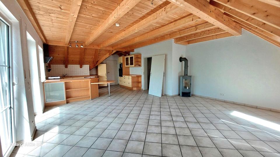 Dachgeschoßwohnung Schweitenkirchen - 4 Zimmer, 150 m&sup2;, 1.650&euro; | Angebot:26660080