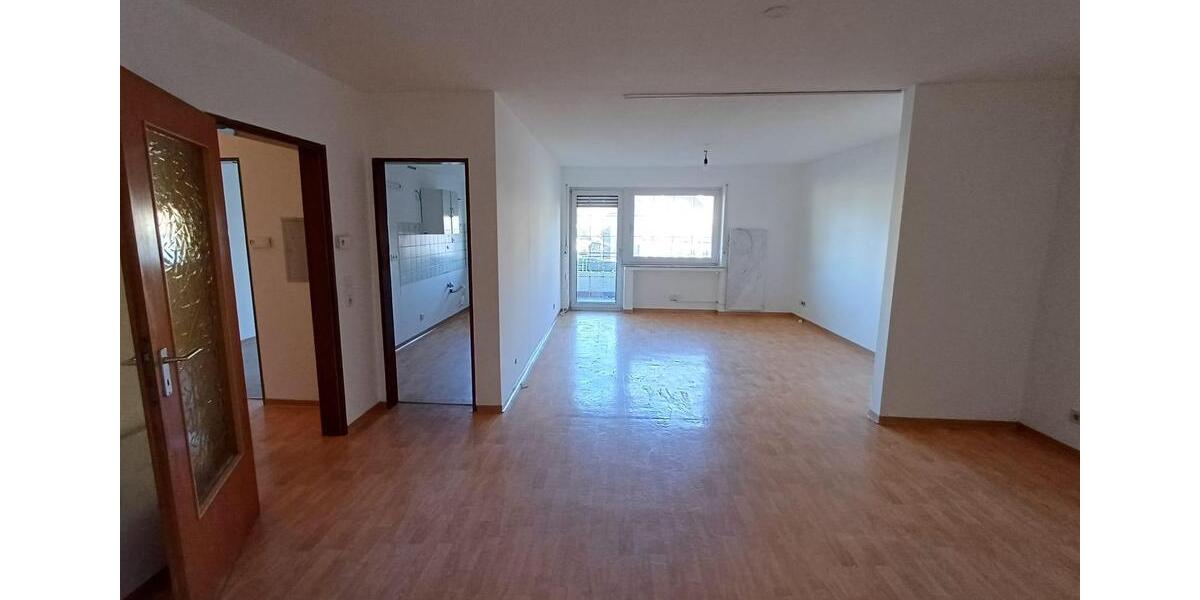 Etagenwohnung Arnsberg - 3 Zimmer, 90 m&sup2;, 540&euro; | Angebot:25234481