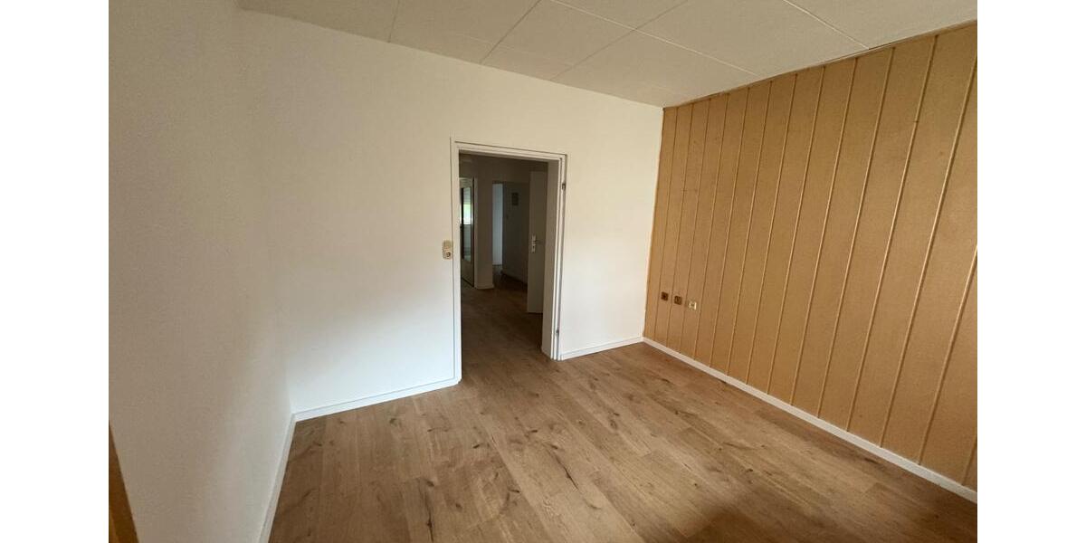 Erdgeschoßwohnung Steimbke - 4 Zimmer, 101 m&sup2;, 600&euro; | Angebot:26337277