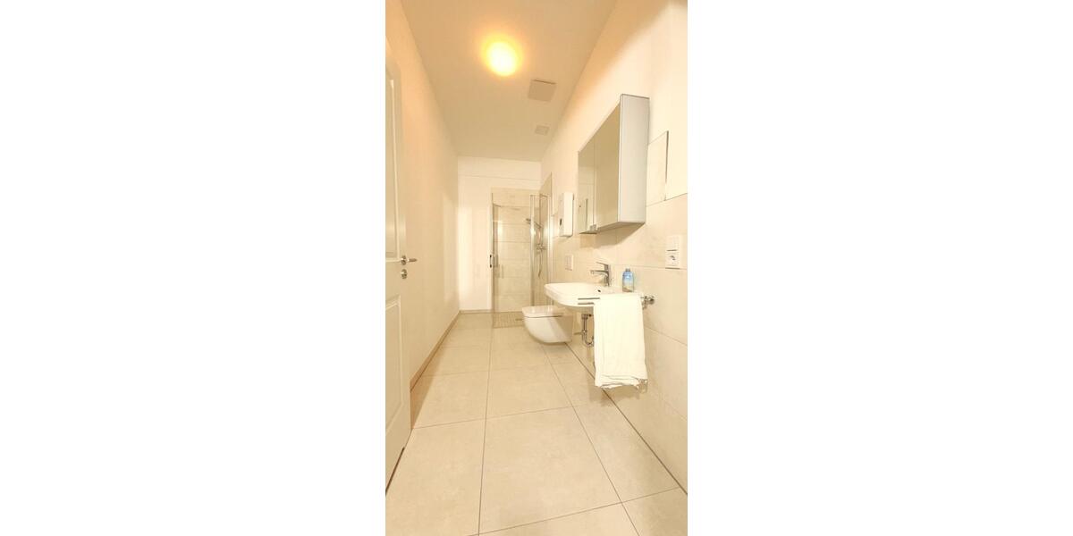 Erdgeschoßwohnung Sellin - 2 Zimmer, 65 m&sup2;, 1.430&euro; | Angebot:26278023