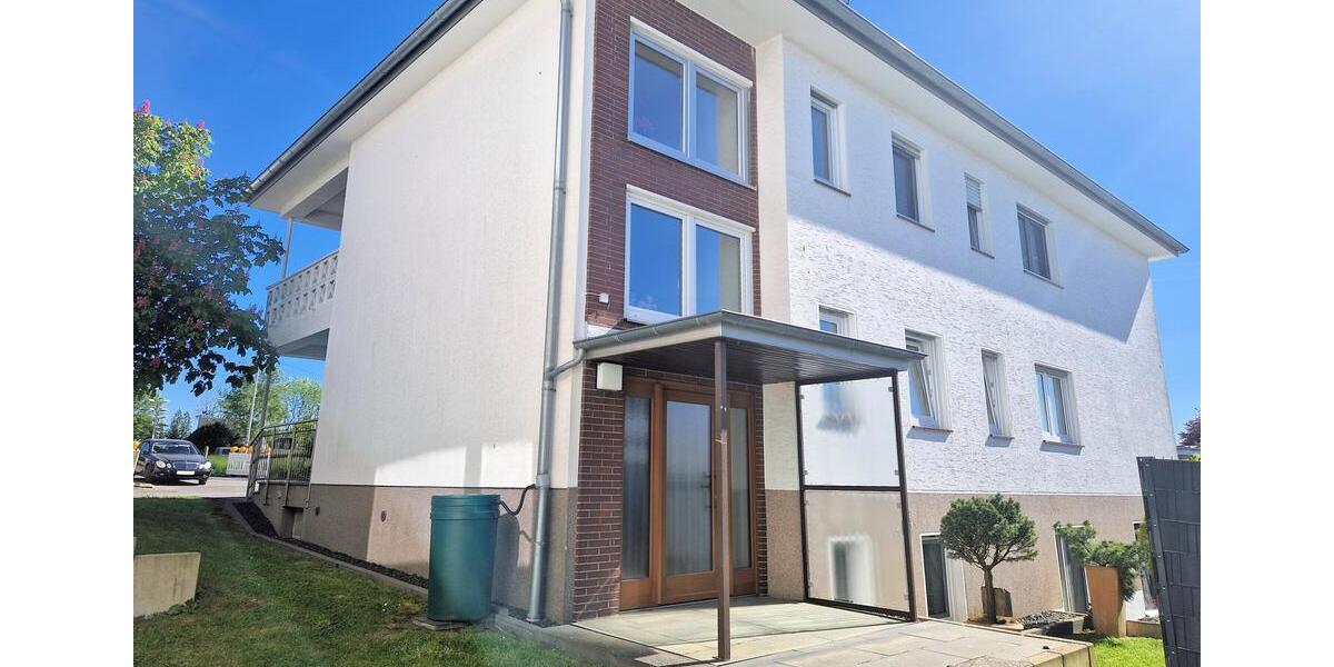 Erdgeschoßwohnung Hennef (Sieg) - 3 Zimmer, 120 m&sup2;, 1.310&euro; | Angebot:26562088