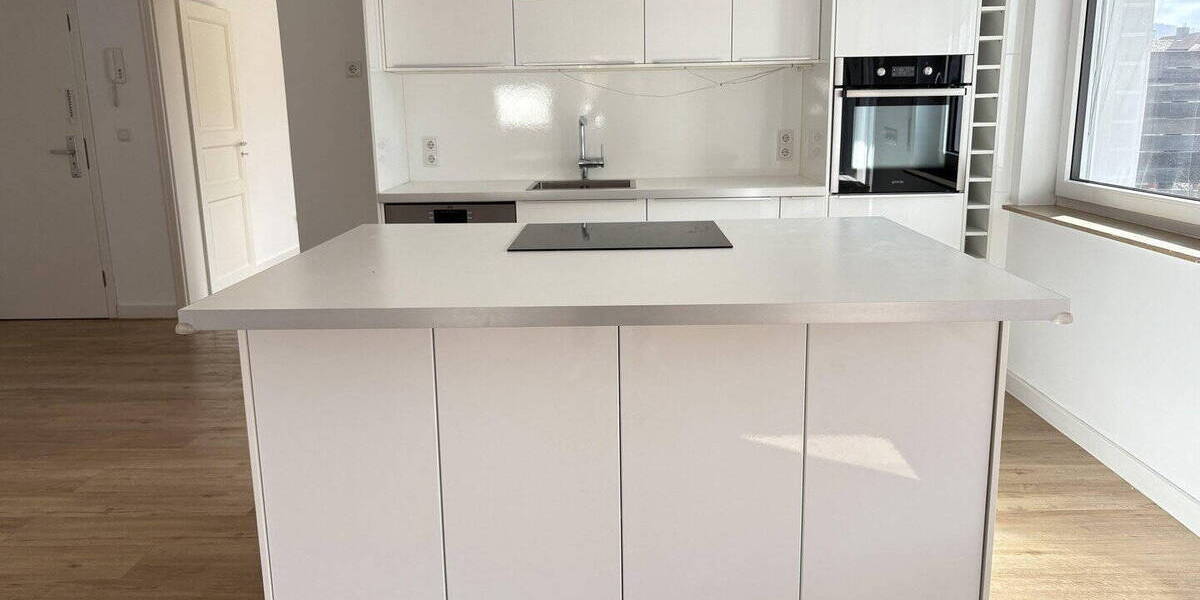Etagenwohnung Delligsen - 3 Zimmer, 154 m&sup2;, 1.120&euro; | Angebot:26377056