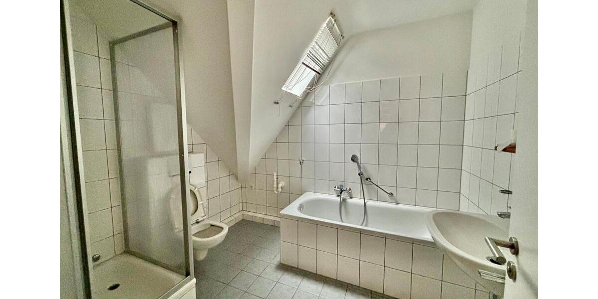 Dachgeschoßwohnung Dornburg - 3 Zimmer, 86 m&sup2;, 630&euro; | Angebot:25917660