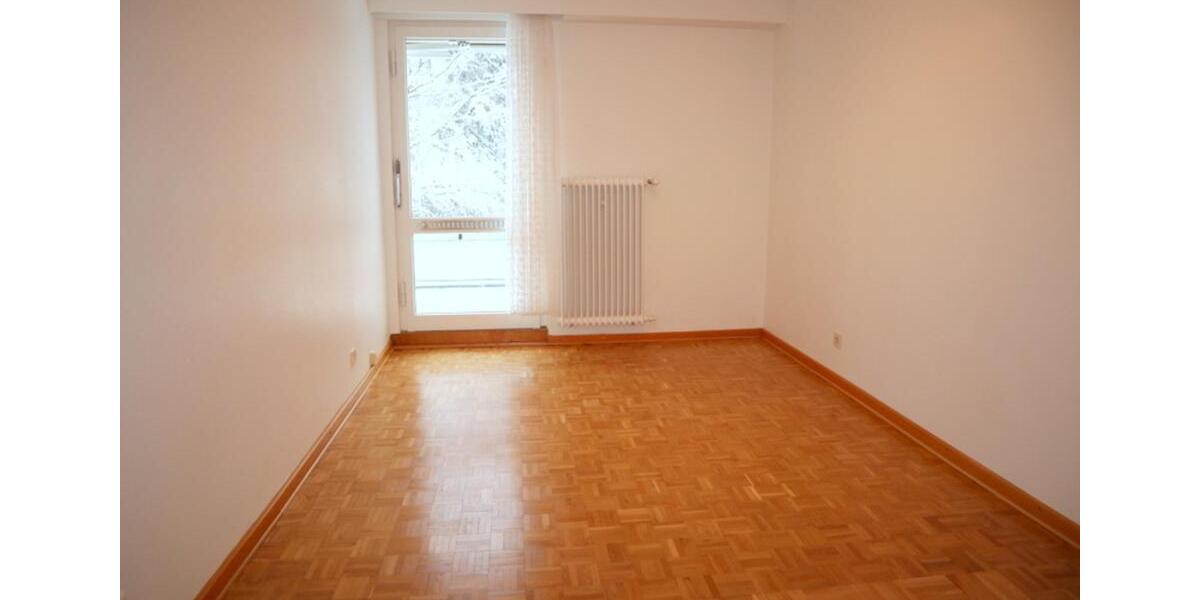 Einfamilienhaus Ganderkesee - 8 Zimmer, 257 m&sup2;, 1.500&euro; | Angebot:25307610