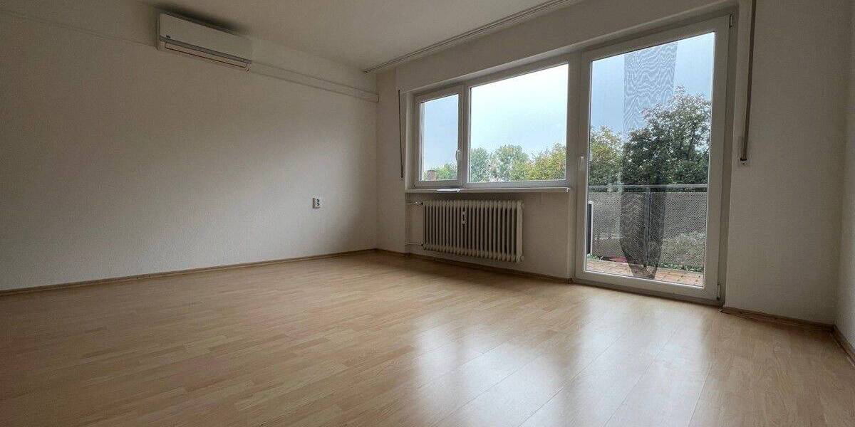 Etagenwohnung Karlsruhe Knielingen - 3 Zimmer, 93 m&sup2;, 1.050&euro; | Angebot:26911821
