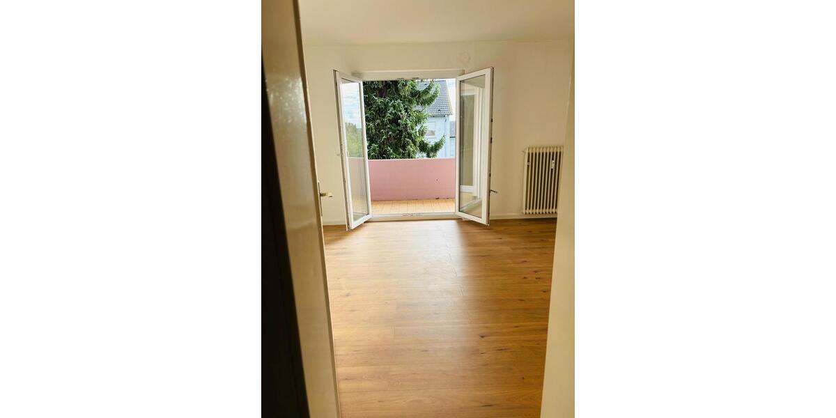 Etagenwohnung Külsheim - 3 Zimmer, 68 m&sup2;, 650&euro; | Angebot:26049612