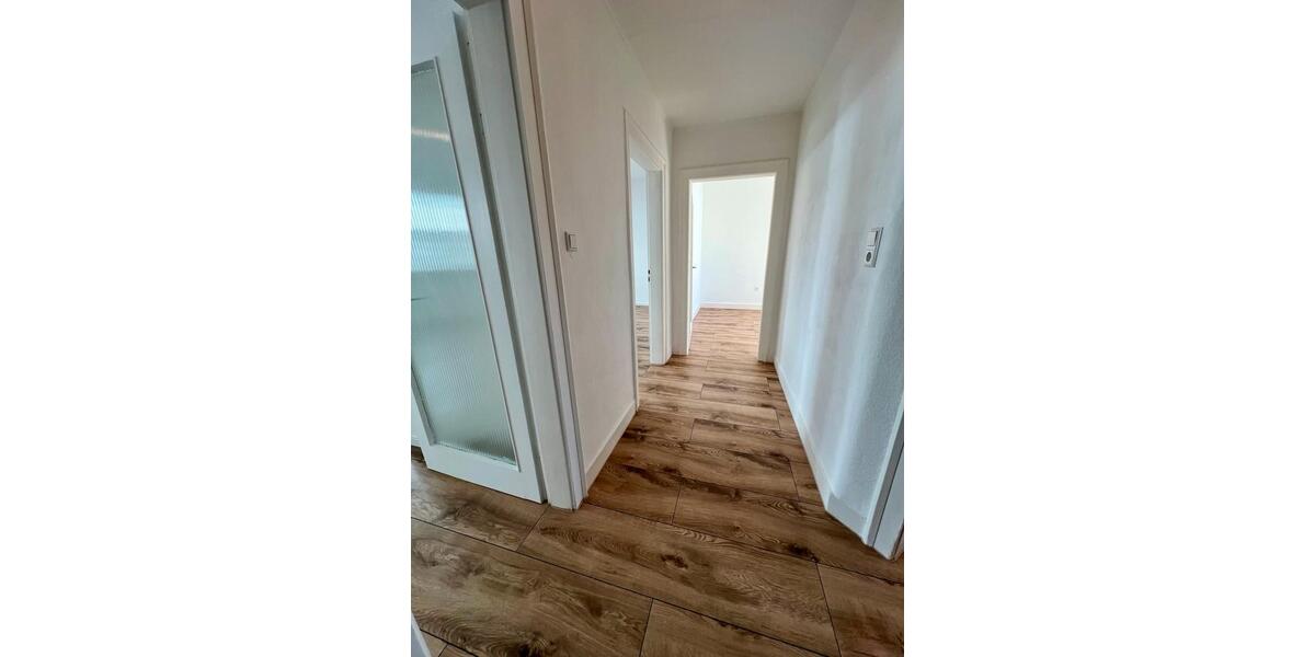Etagenwohnung Pforzheim Weststadt - 3 Zimmer, 82 m&sup2;, 1.020&euro; | Angebot:26689034