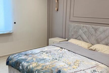 Haus Laatzen - 7 Zimmer, 160 m&sup2;, 1.800&euro; | Angebot:24703027