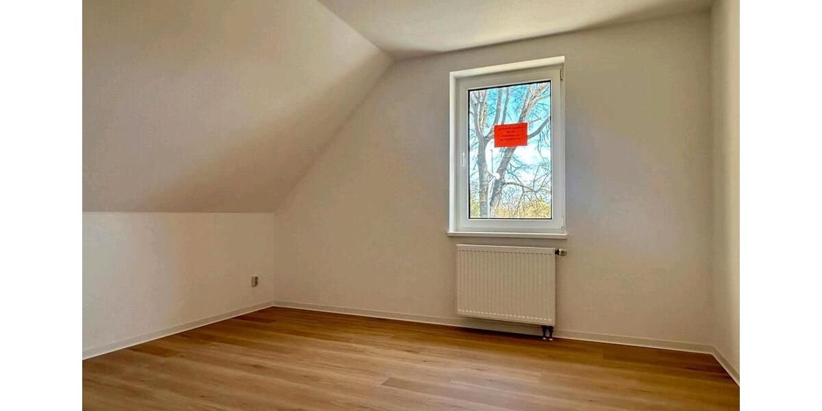 Dachgeschoßwohnung Zehdenick - 3 Zimmer, 65 m&sup2;, 647&euro; | Angebot:26531337