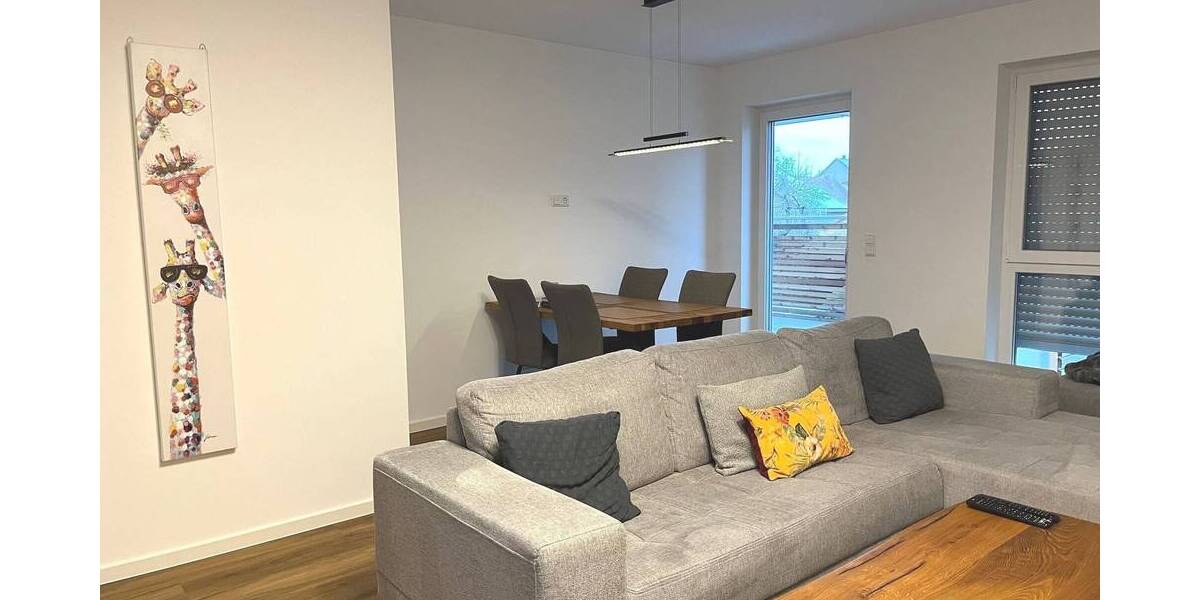 Etagenwohnung Seukendorf Hiltmannsdorf - 4 Zimmer, 97 m&sup2;, 1.150&euro; | Angebot:24822119