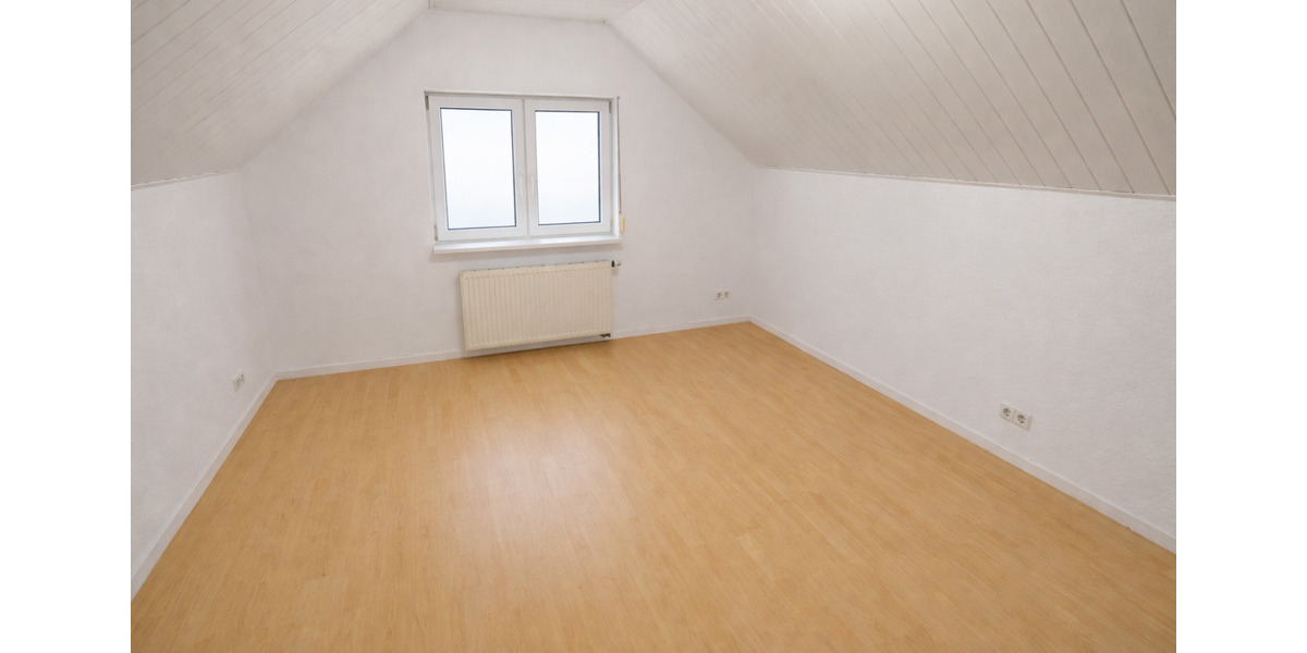 Dachgeschoßwohnung Tuttlingen - 2 Zimmer, 45 m&sup2;, 540&euro; | Angebot:25261566