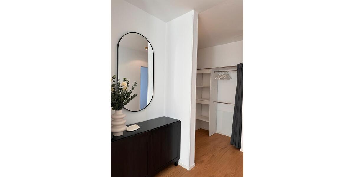 Wohnen auf Zeit Weinheim - 3 Zimmer, 105 m&sup2;, 2.400&euro; | Angebot:25640802