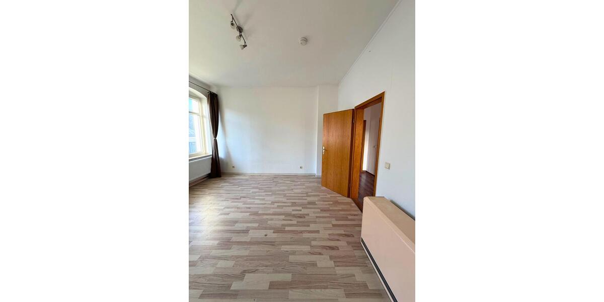 Etagenwohnung Meinerzhagen - 3 Zimmer, 100 m&sup2;, 1.000&euro; | Angebot:24330086