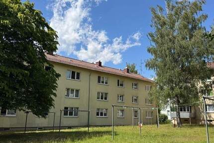 ** CO Nähe HUK ** gemütl. 3 ZI Wohnung ** neu renoviert ** ab sofort 3 zimmer