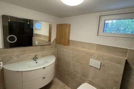 Gemütliche möblierte 2-Zimmer-Wohnung mit Stellplatz und Garage (reserviert) 2 zimmer