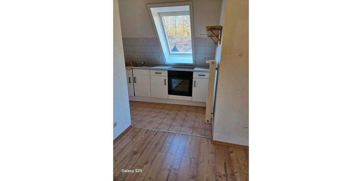 Dachgeschoßwohnung Heide - 2 Zimmer, 38 m&sup2;, 390&euro; | Angebot:26697225