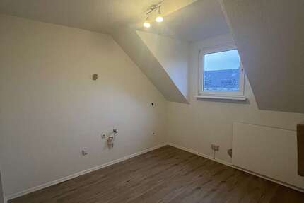 Wohnung Mülheim an der Ruhr Dümpten - 1 Zimmer, 32 m&sup2;, 300&euro; | Angebot:23800622