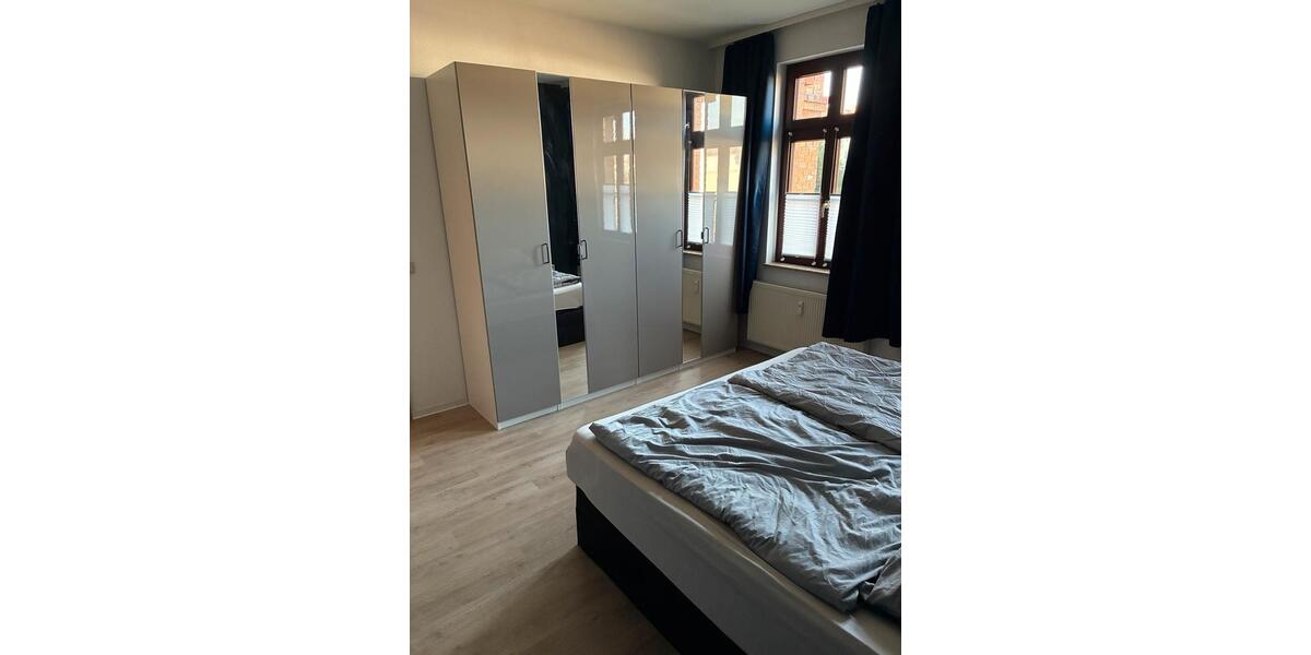 Erdgeschoßwohnung Nienburg (Saale) - 3 Zimmer, 81 m&sup2;, 680&euro; | Angebot:25853796
