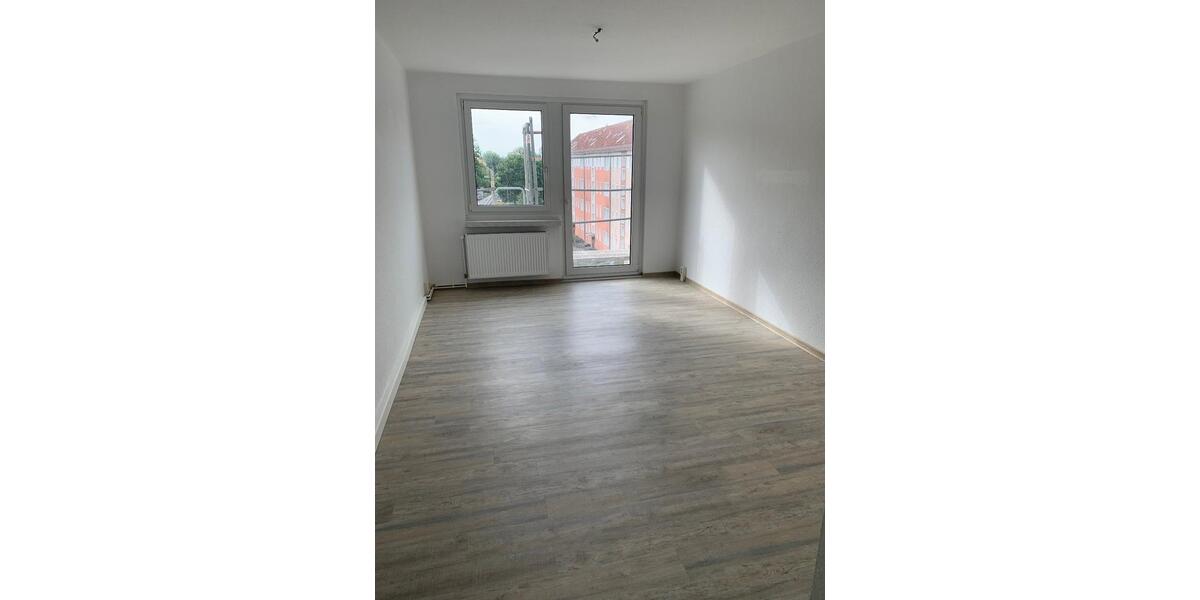 Etagenwohnung Bad Liebenwerda - 3 Zimmer, 58 m&sup2;, 347&euro; | Angebot:26646479