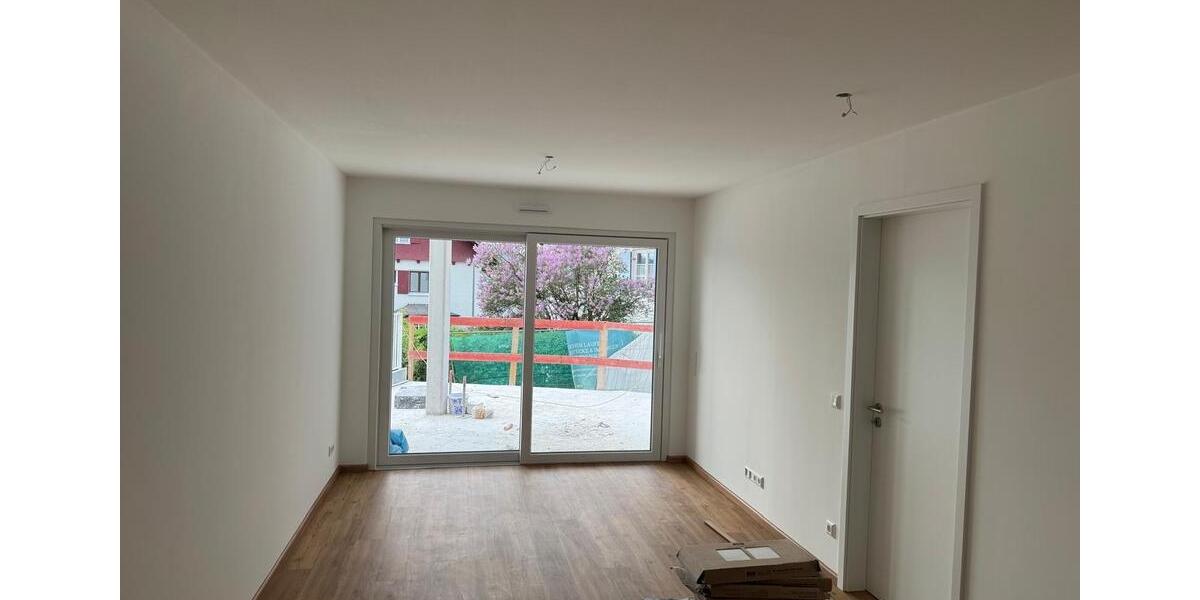 Erdgeschoßwohnung Kempten (Allgäu) - 2.5 Zimmer, 53 m&sup2;, 1.100&euro; | Angebot:26619043