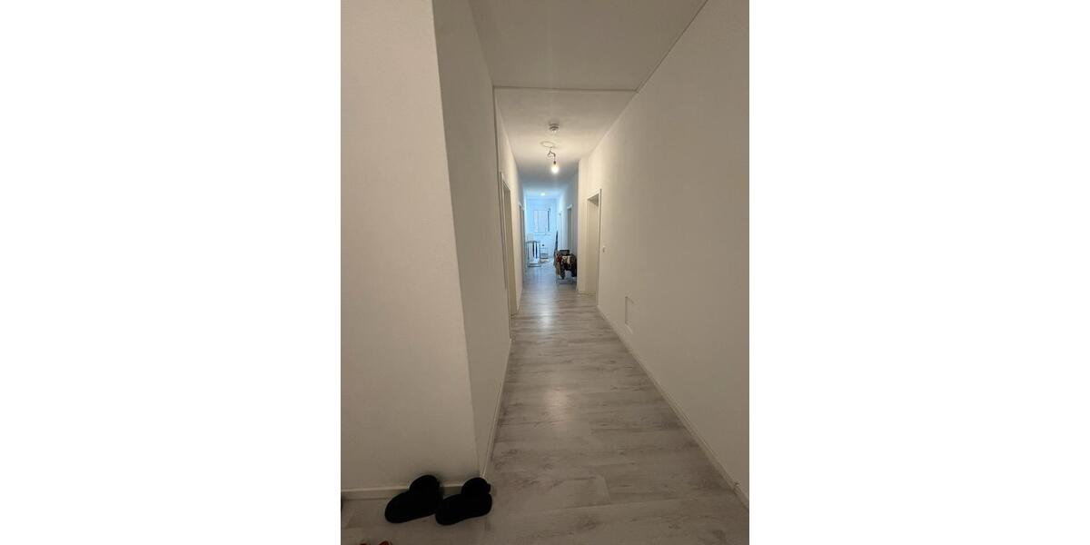 Wohnen auf Zeit Ludwigsburg - 12 Zimmer, 96 m&sup2;, 500&euro; | Angebot:25100812