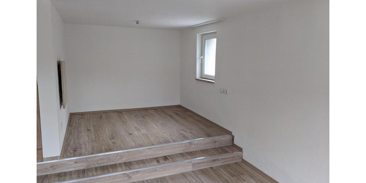 Erdgeschoßwohnung Kronach - 1 Zimmer, 32 m&sup2;, 360&euro; | Angebot:24631258