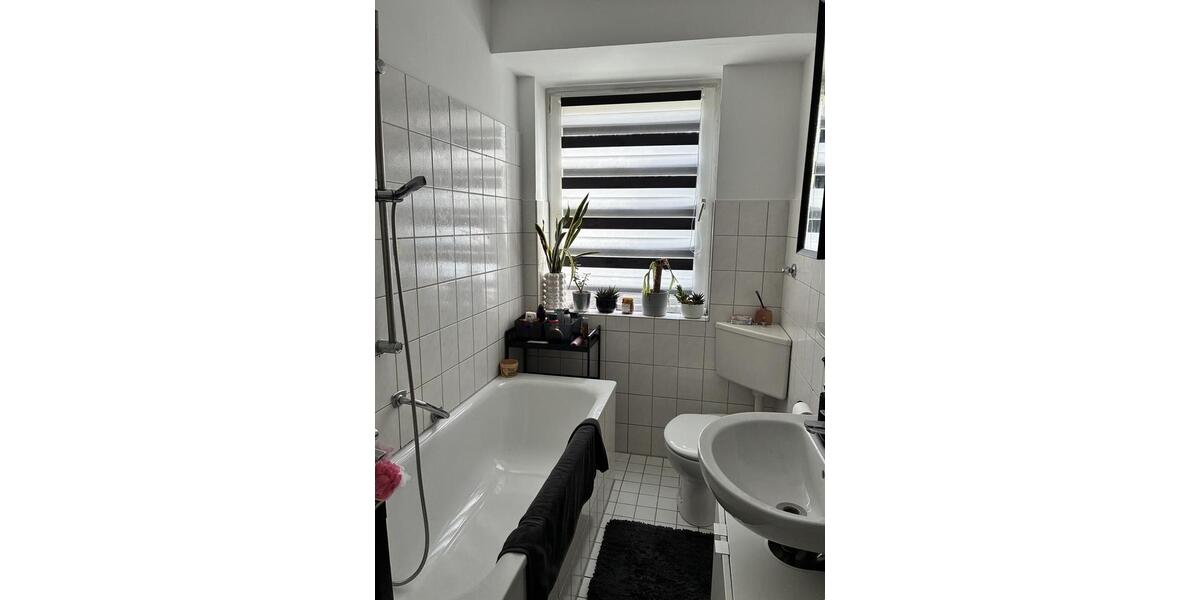Erdgeschoßwohnung Krefeld Gartenstadt - 2.5 Zimmer, 51 m&sup2;, 449&euro; | Angebot:26139291